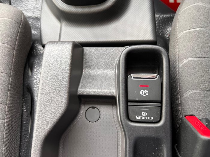 2025 Isuzu N Series NQR 88/80-190 AM C42