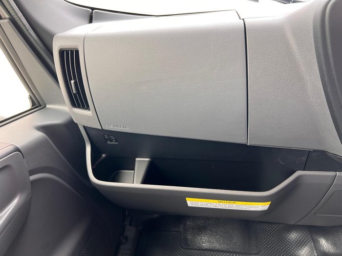 2025 Isuzu N Series NQR 88/80-190 AM C42