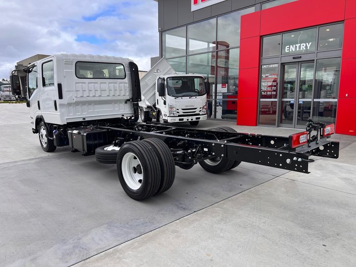 2025 Isuzu N Series NQR 88/80-190 AM C42
