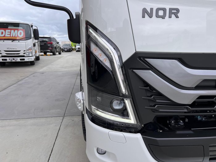 2025 Isuzu N Series NQR 88/80-190 AM C42