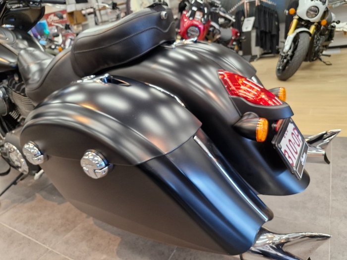 2016 Indian CHIEFTAIN Thunder Black