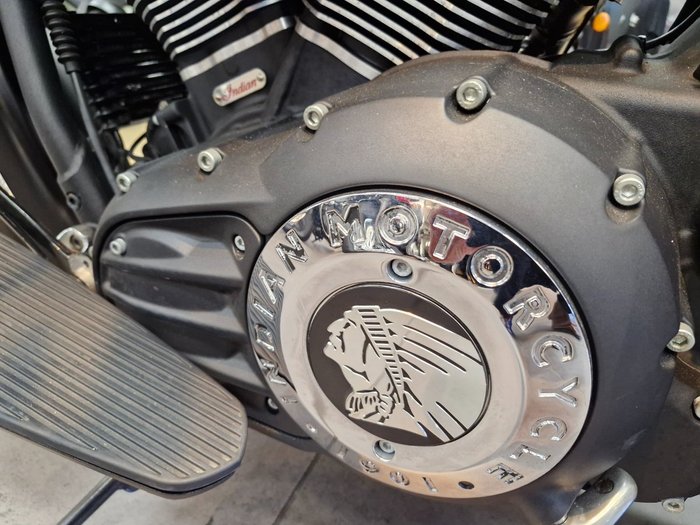 2016 Indian CHIEFTAIN Thunder Black