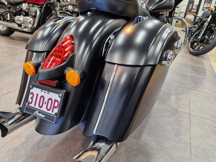 2016 Indian CHIEFTAIN Thunder Black