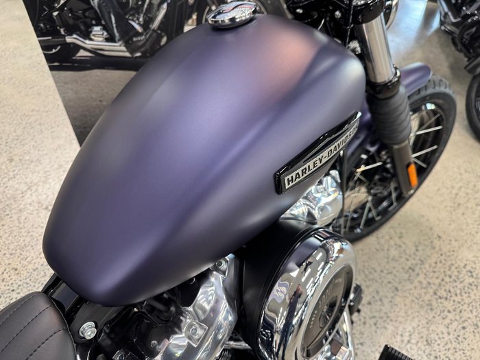 2025 Harley-Davidson Street Bob 117 (FXBB) Softail Purple
