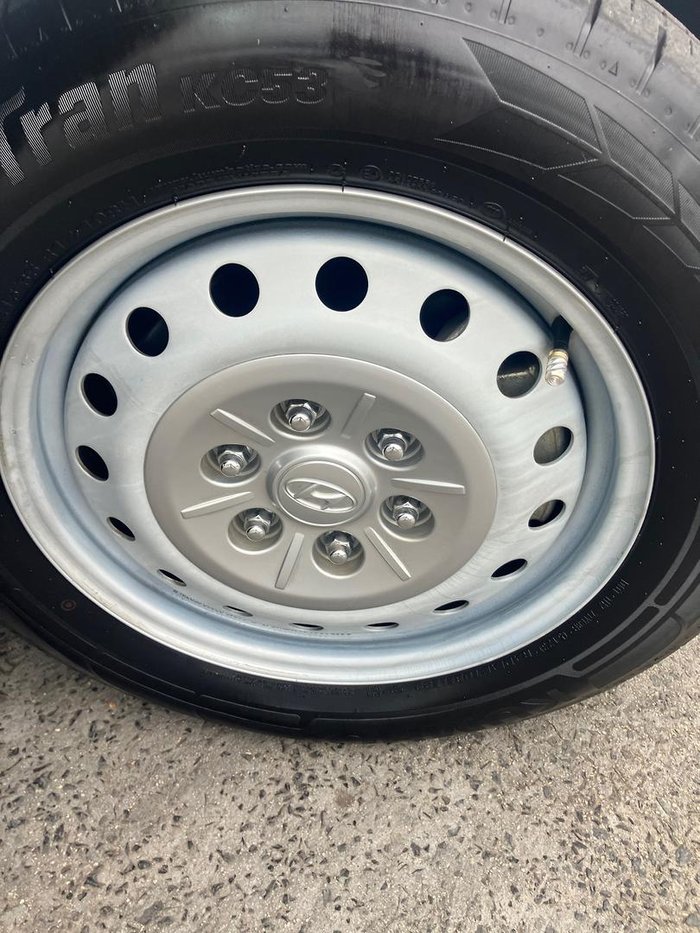 2021 Hyundai STARIA LOAD US4.V1 MY22 Creamy White