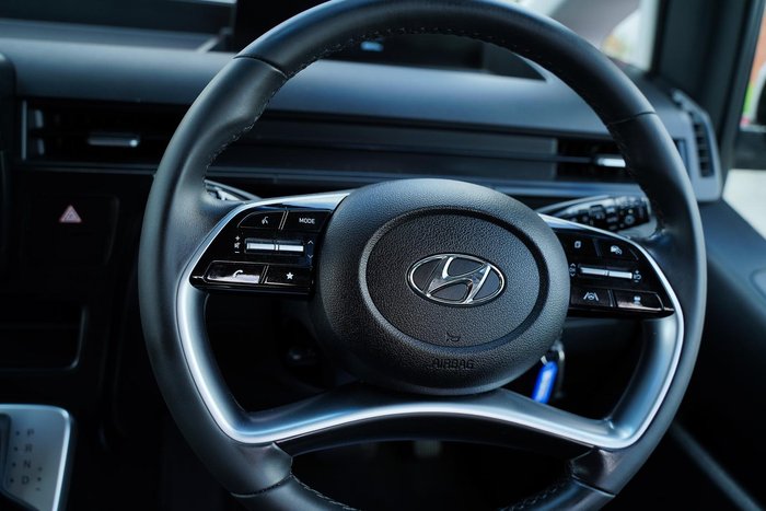 2021 Hyundai STARIA LOAD US4.V1 MY22 Creamy White