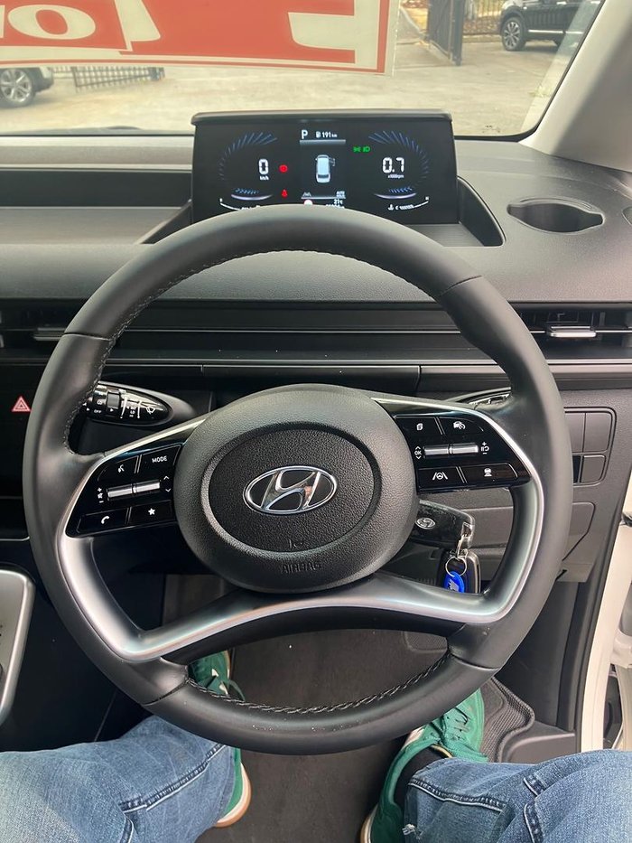 2021 Hyundai STARIA LOAD US4.V1 MY22 Creamy White