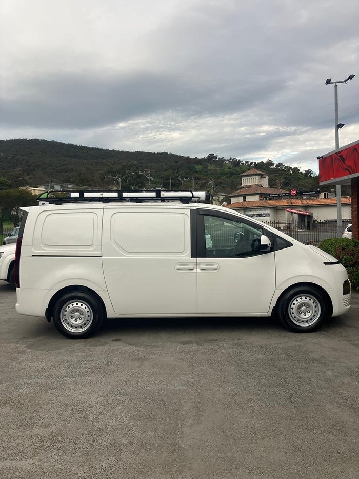 2021 Hyundai STARIA LOAD US4.V1 MY22 Creamy White