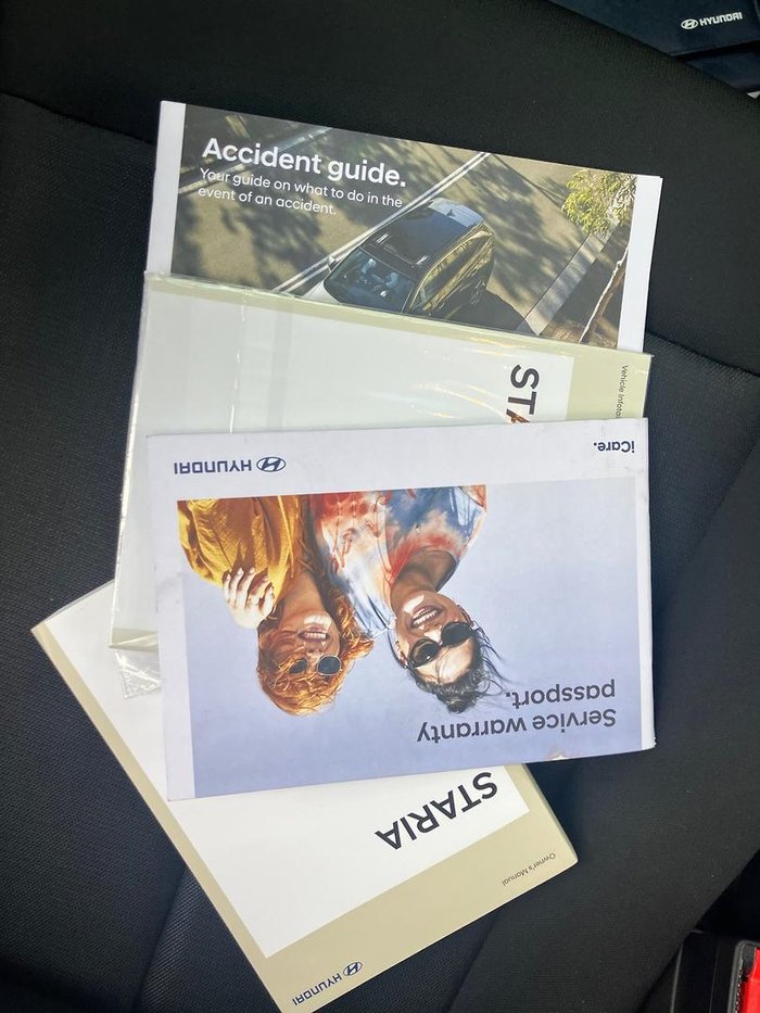 2021 Hyundai STARIA LOAD US4.V1 MY22 Creamy White