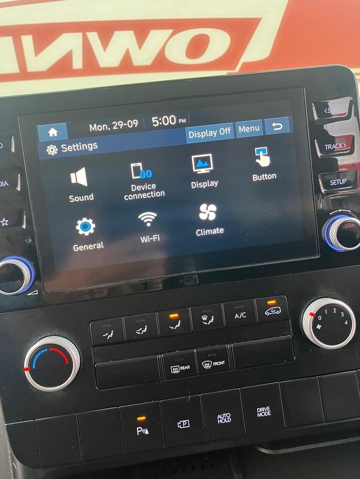 2021 Hyundai STARIA LOAD US4.V1 MY22 Creamy White