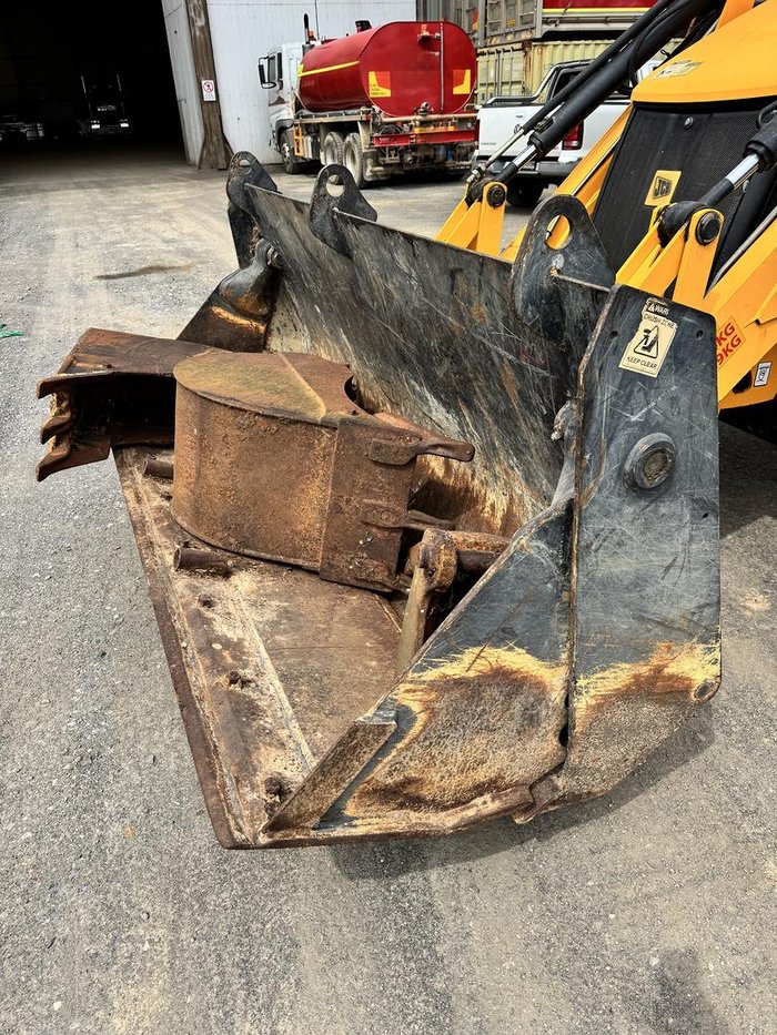 2017 JCB 3Cx Backhoe
