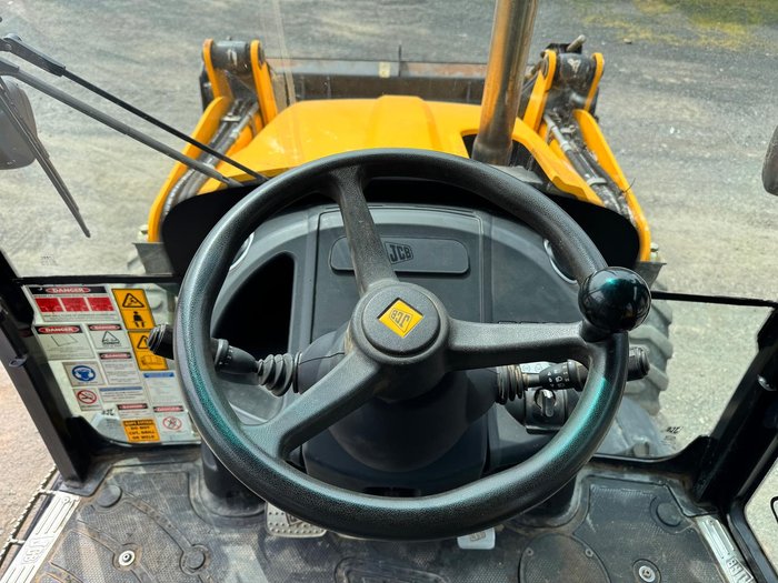 2017 JCB 3Cx Backhoe
