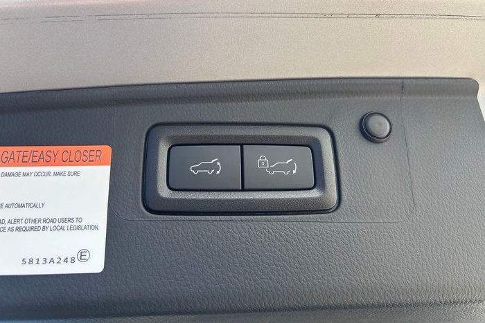 2024 Mitsubishi Pajero Sport GLS