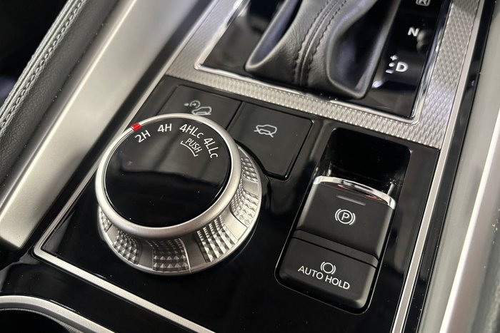 2024 Mitsubishi Pajero Sport GLS