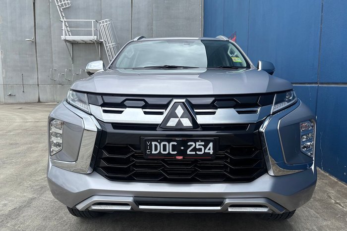 2024 Mitsubishi Pajero Sport GLS