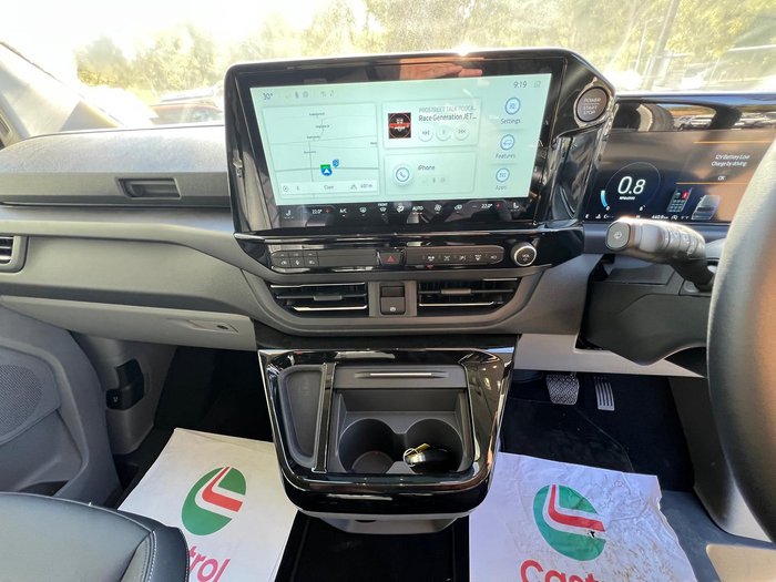 2025 Ford Tourneo Titanium X