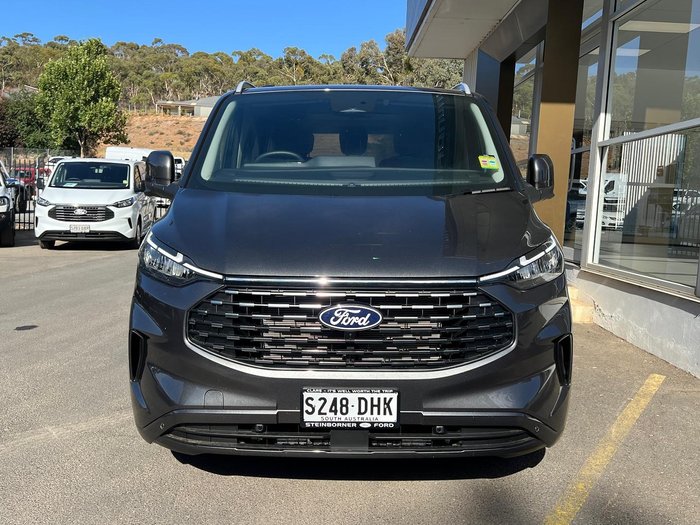 2025 Ford Tourneo Titanium X