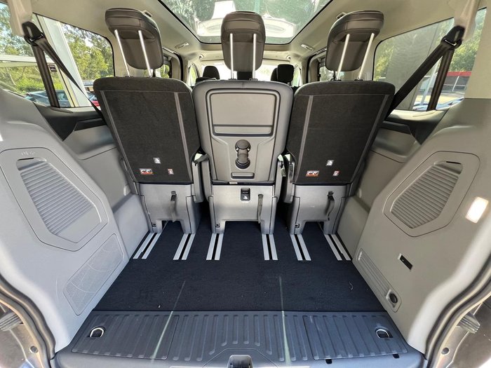 2025 Ford Tourneo Titanium X