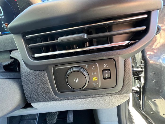 2025 Ford Tourneo Titanium X
