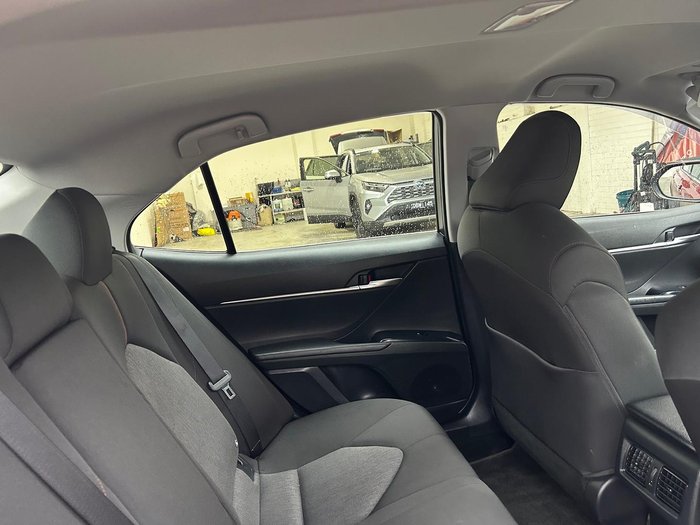 2020 Toyota Camry Ascent Sport