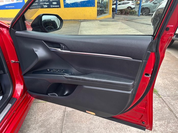 2020 Toyota Camry Ascent Sport