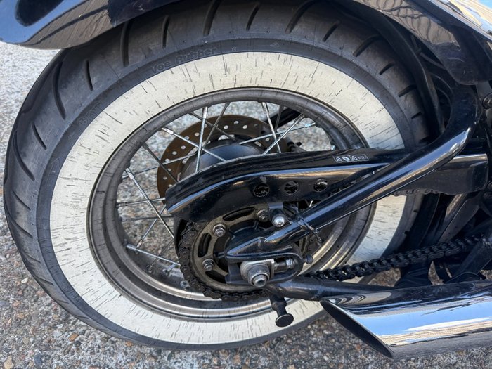 2018 Triumph BONNEVILLE SPEEDMASTER Black/White