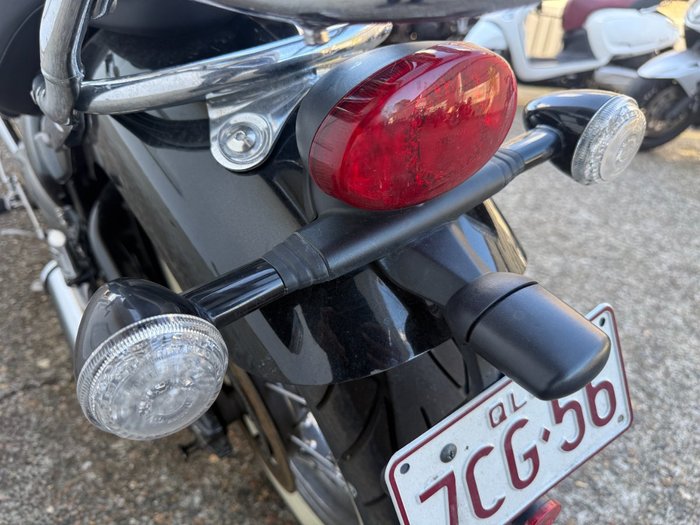 2018 Triumph BONNEVILLE SPEEDMASTER Black/White