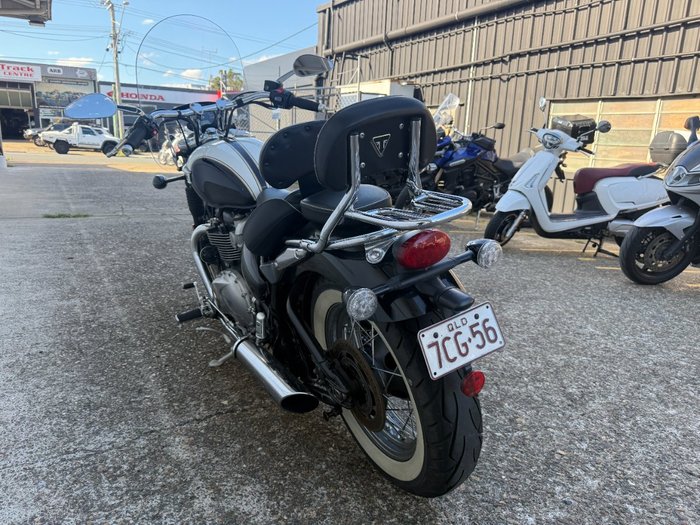 2018 Triumph BONNEVILLE SPEEDMASTER Black/White