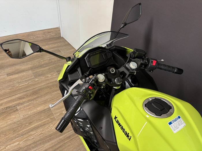 2026 Kawasaki Ninja 500 EX500GTFNW GREEN