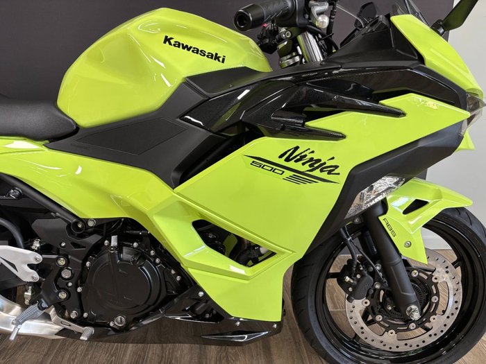 2026 Kawasaki Ninja 500 EX500GTFNW GREEN