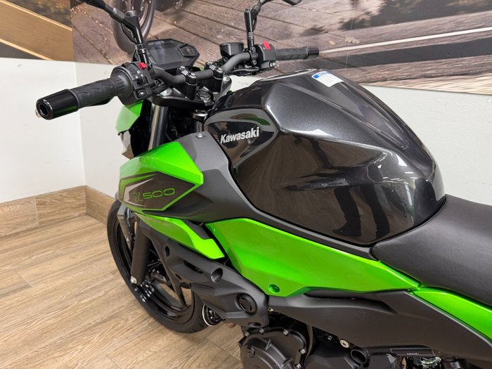 2026 Kawasaki Ninja 500 EX500GTFNW GREEN