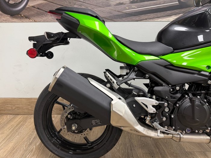 2026 Kawasaki Ninja 500 EX500GTFNW GREEN
