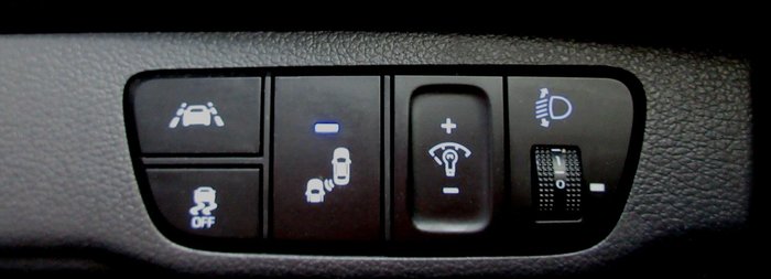 2022 Hyundai IONIQ Hybrid Premium