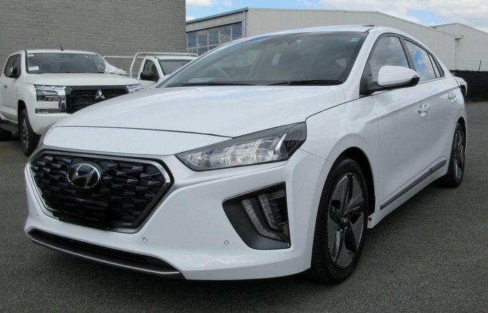 2022 Hyundai IONIQ Hybrid Premium