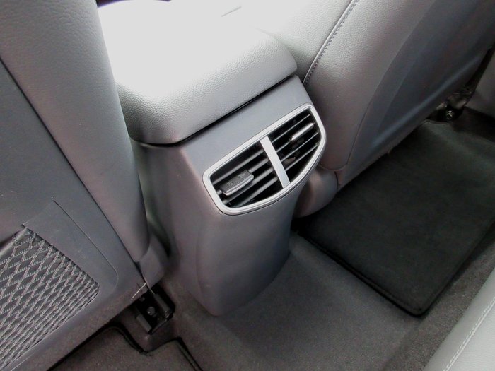 2022 Hyundai IONIQ Hybrid Premium