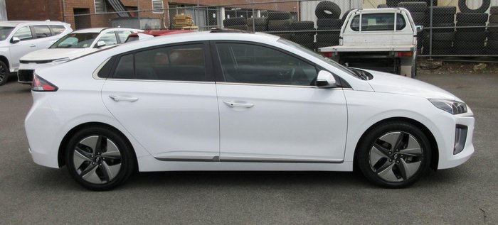 2022 Hyundai IONIQ Hybrid Premium