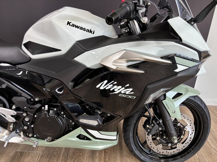 2026 Kawasaki 2026 Kawasaki 500CC NINJA 500 SE (LAMS) SPORTS WHITE
