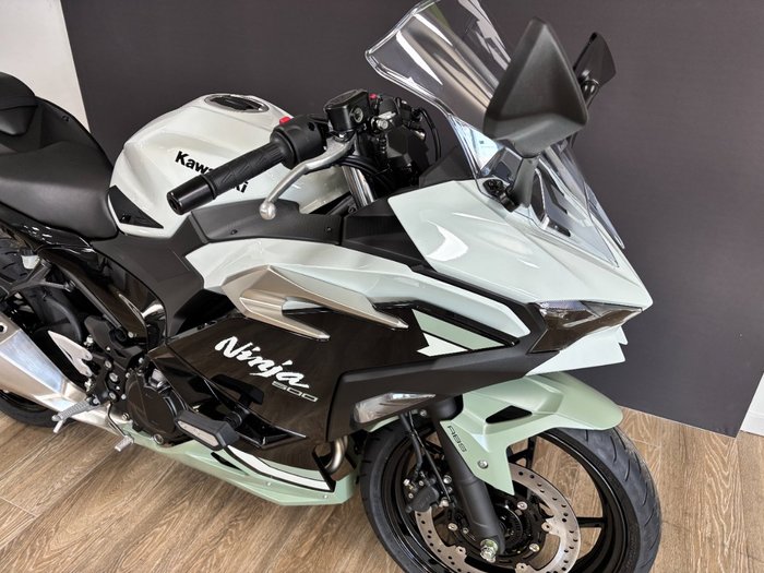 2026 Kawasaki 2026 Kawasaki 500CC NINJA 500 SE (LAMS) SPORTS WHITE