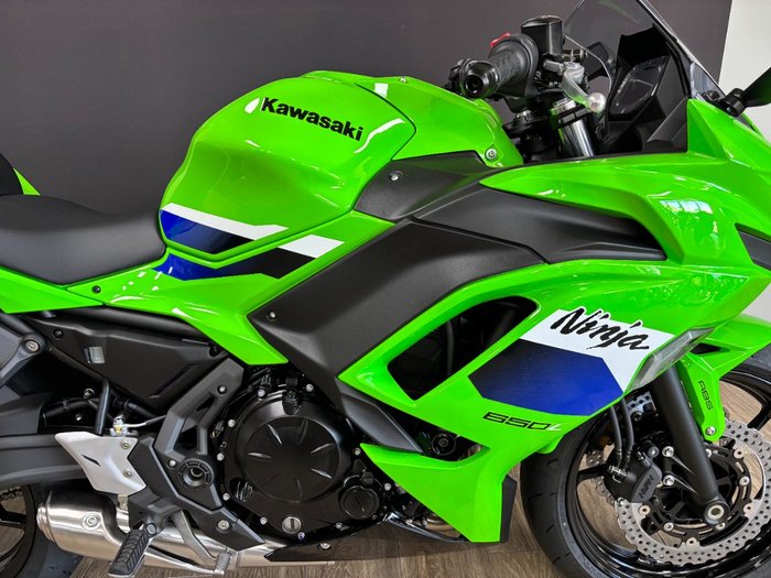2026 Kawasaki 2026 Kawasaki 650CC NINJA 650L SPORTS GREEN