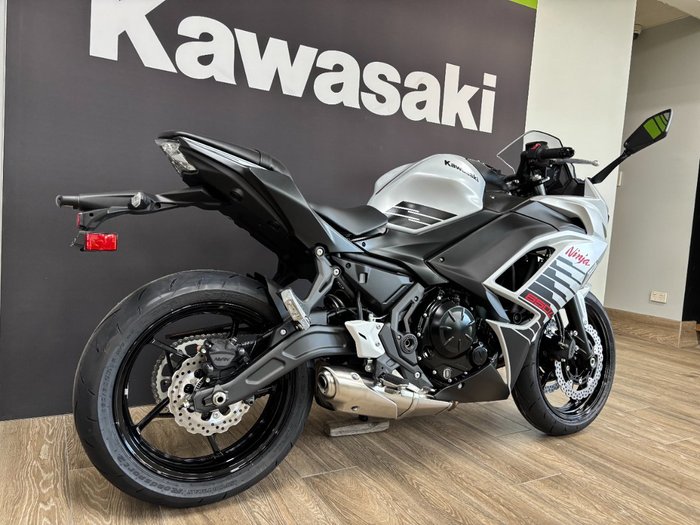 2026 Kawasaki 2026 Kawasaki 650CC NINJA 650L SPORTS GREY