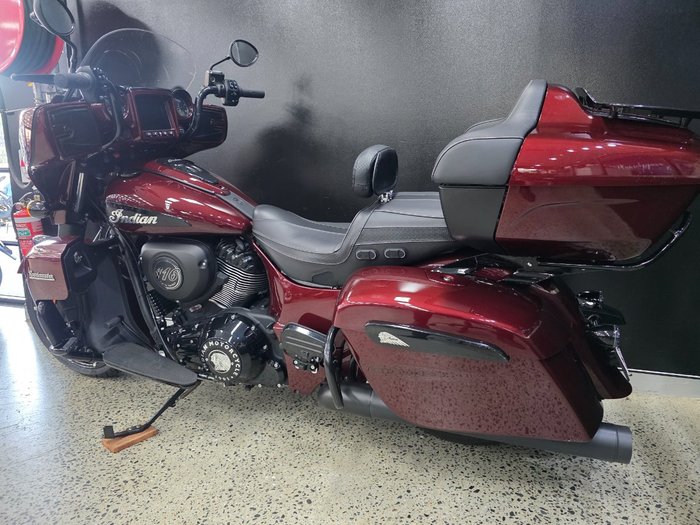 2024 INDIAN ROADMASTER DARK HORSE MAROON