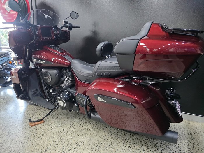 2024 INDIAN ROADMASTER DARK HORSE MAROON