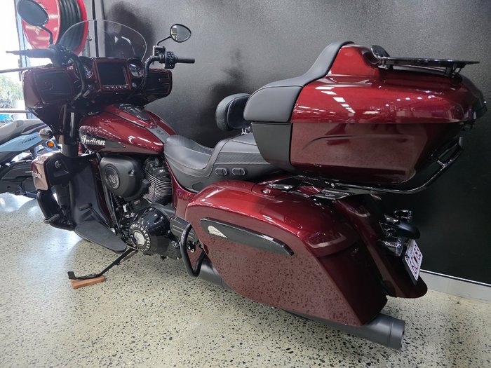 2024 INDIAN ROADMASTER DARK HORSE MAROON