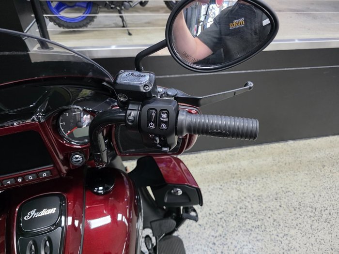 2024 INDIAN ROADMASTER DARK HORSE MAROON