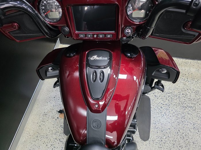 2024 INDIAN ROADMASTER DARK HORSE MAROON