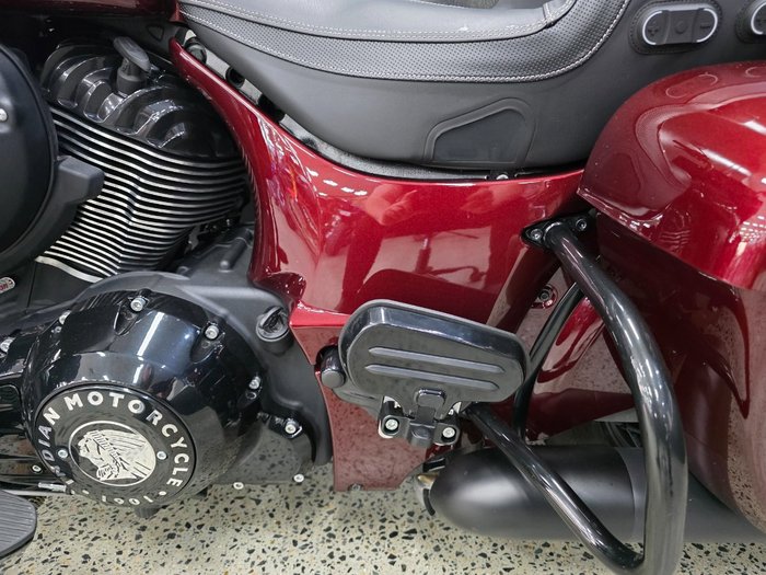 2024 INDIAN ROADMASTER DARK HORSE MAROON