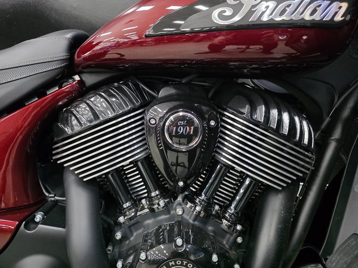 2024 INDIAN ROADMASTER DARK HORSE MAROON