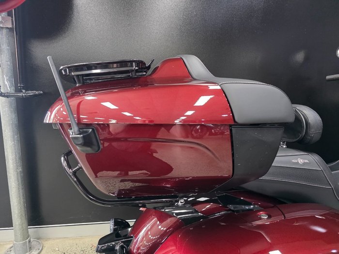 2024 INDIAN ROADMASTER DARK HORSE MAROON