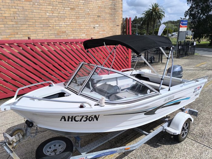 2012 QUINTREX 430 Escape