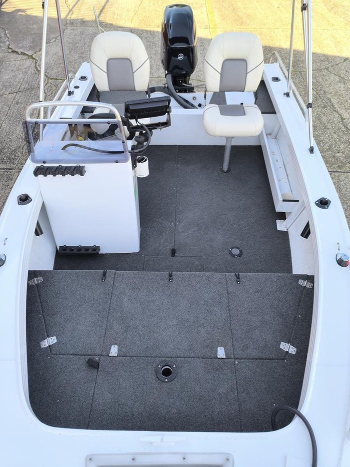 2021 QUINTREX 420 Renegade SC